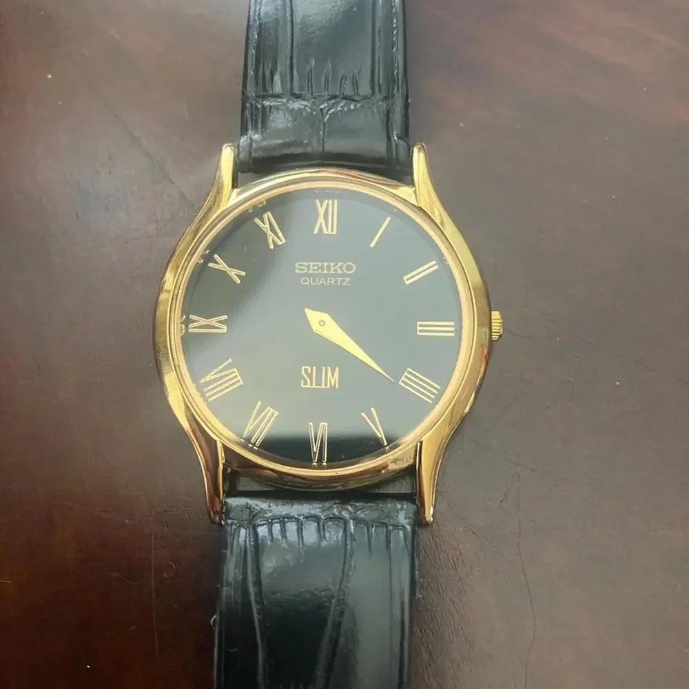 Rare Vintage Seiko Black and Gold Quartz Men's Watch 36mm